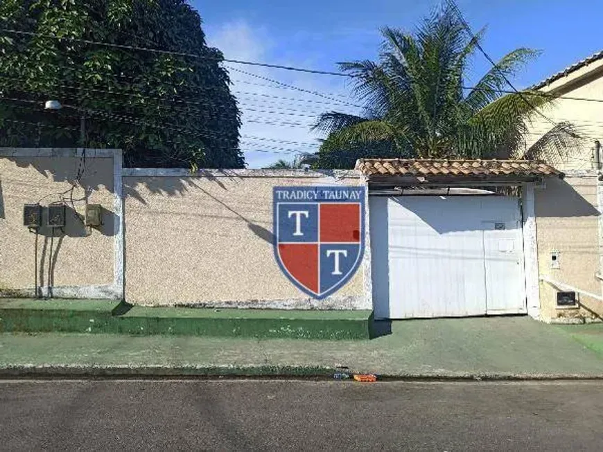 Foto 1 de Casa com 2 Quartos à venda, 311m² em Laranjal, São Gonçalo