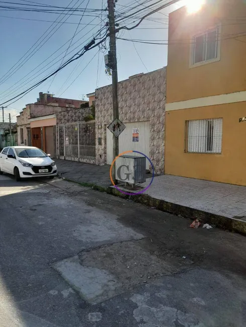 Foto 1 de Casa com 2 Quartos à venda, 177m² em Fragata, Pelotas