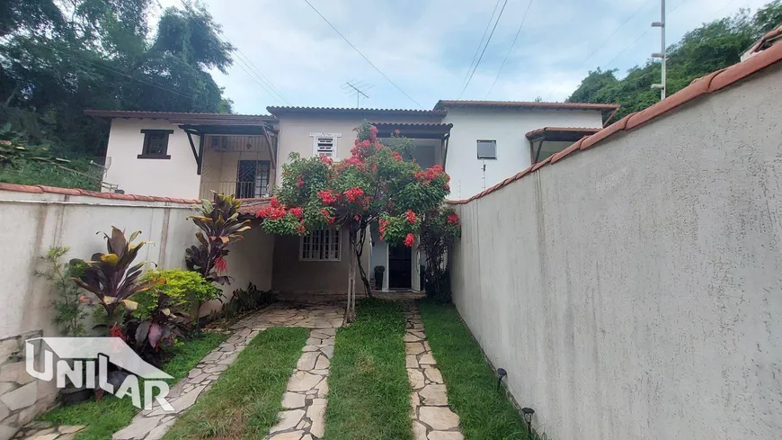 Foto 1 de Casa com 3 Quartos à venda, 141m² em Jardim Amália, Volta Redonda