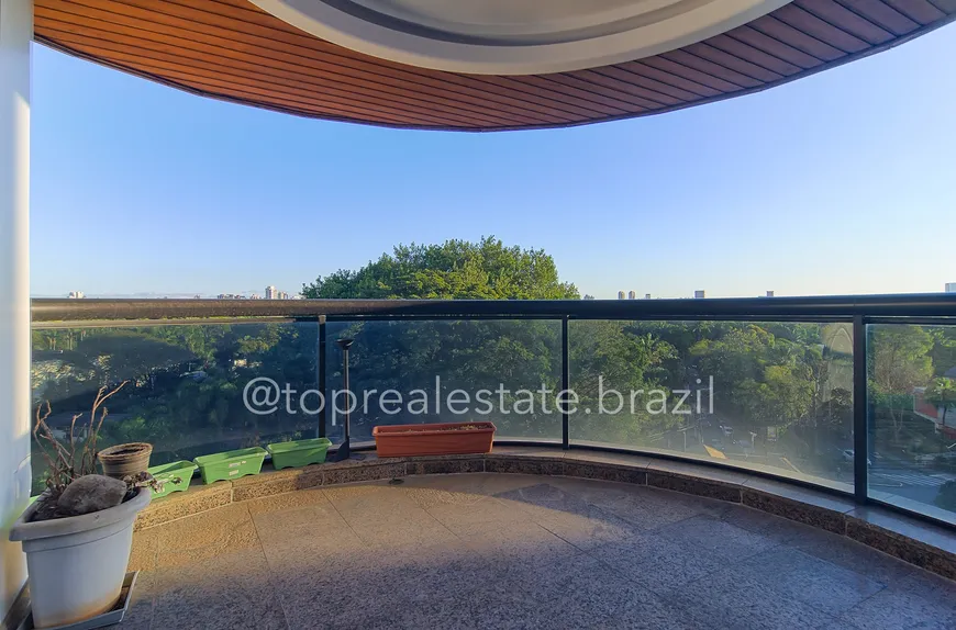 Foto 1 de Apartamento com 3 Quartos para venda ou aluguel, 260m² em Jardim Europa, São Paulo