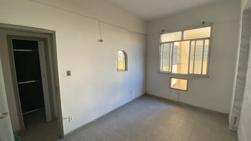 Foto 1 de Apartamento com 1 Quarto para venda ou aluguel, 30m² em Centro, Nova Iguaçu