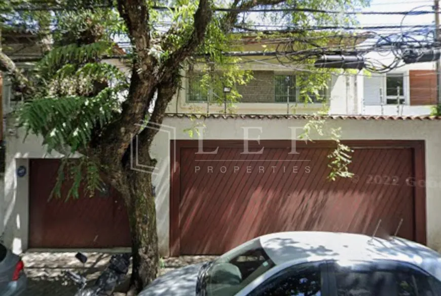 Foto 1 de Casa com 3 Quartos à venda, 300m² em Brooklin, São Paulo