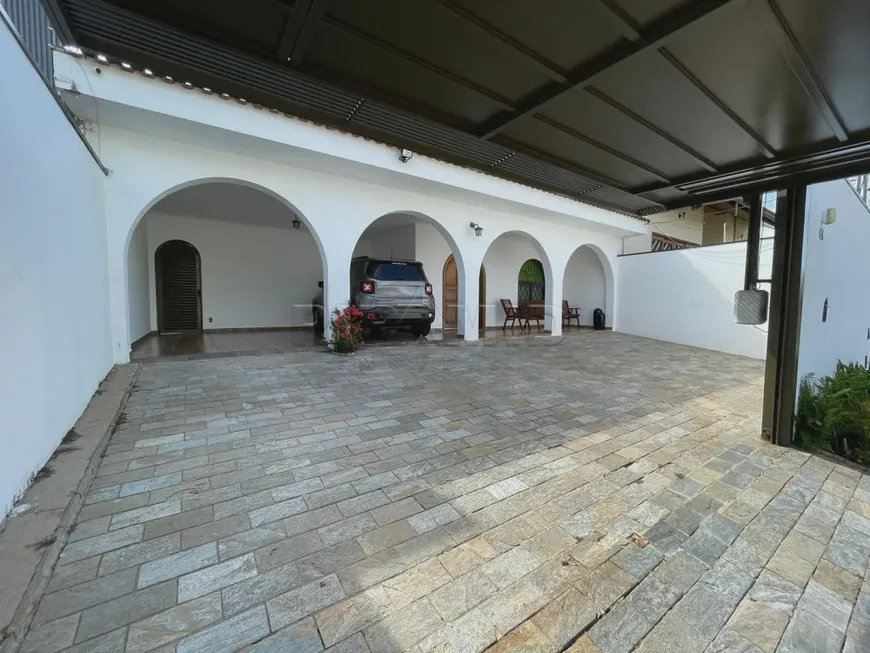 Foto 1 de Casa com 3 Quartos para alugar, 271m² em Jardim São Luiz, Ribeirão Preto