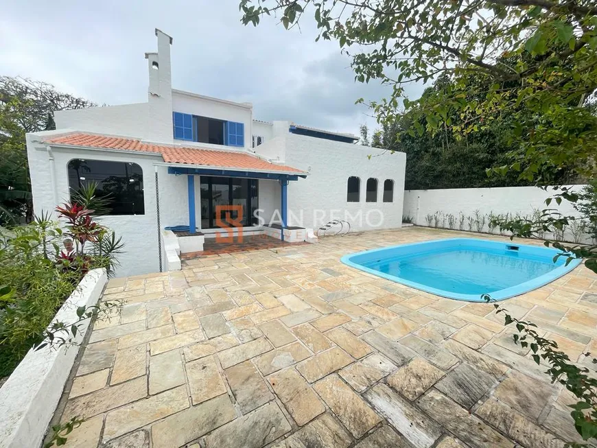 Foto 1 de Casa com 5 Quartos para venda ou aluguel, 250m² em Lagoa da Conceição, Florianópolis