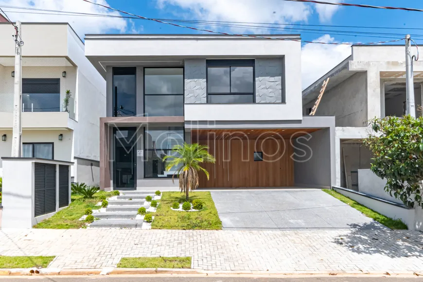 Foto 1 de Casa de Condomínio com 3 Quartos à venda, 238m² em Cezar de Souza, Mogi das Cruzes