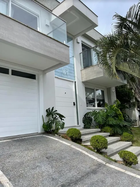 Foto 1 de Casa de Condomínio com 5 Quartos à venda, 450m² em Jurerê, Florianópolis