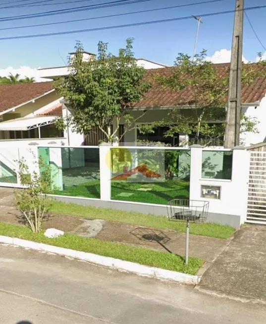 Foto 1 de Sobrado com 3 Quartos à venda, 120m² em Vila Nova, Joinville