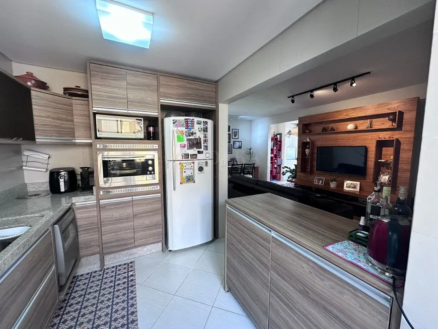 Foto 1 de Apartamento com 3 Quartos à venda, 84m² em Itacorubi, Florianópolis