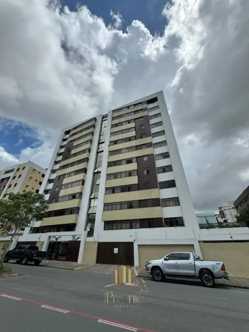 Foto 1 de Apartamento com 4 Quartos à venda, 140m² em Catole, Campina Grande