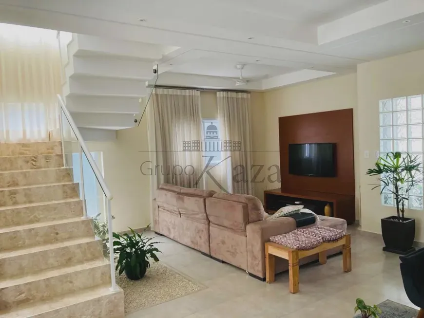 Foto 1 de Casa de Condomínio com 3 Quartos para alugar, 220m² em Urbanova V, São José dos Campos