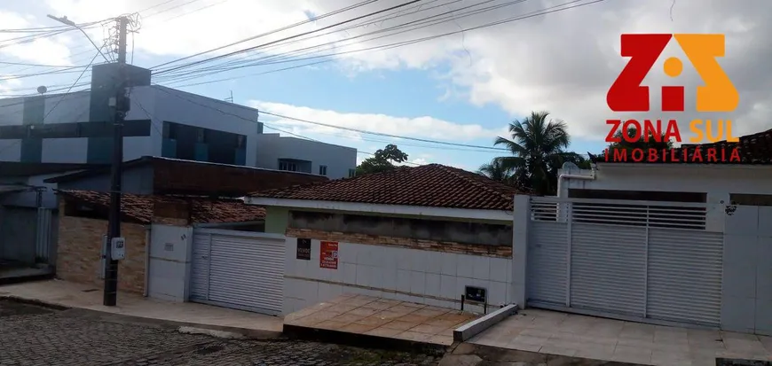 Foto 1 de Casa com 2 Quartos à venda, 350m² em Jaguaribe, João Pessoa