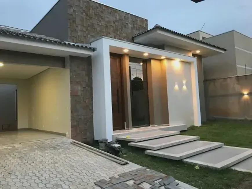 Foto 1 de Casa com 3 Quartos à venda, 179m² em Jurerê, Florianópolis