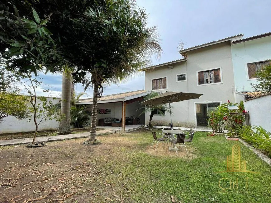 Foto 1 de Casa de Condomínio com 2 Quartos à venda, 160m² em Residencial São Charbel, Taubaté