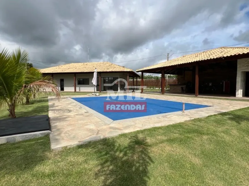 Foto 1 de Fazenda/Sítio com 3 Quartos à venda, 268m² em Zona Rural, Hidrolândia