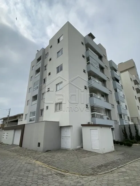 Foto 1 de Apartamento com 2 Quartos para alugar, 72m² em Gravata, Navegantes