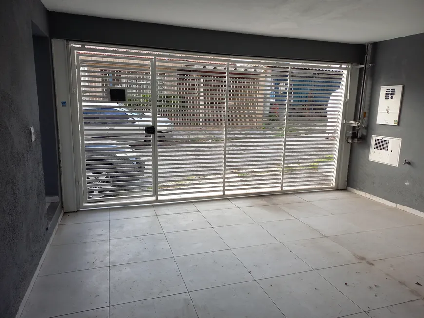 Foto 1 de Casa com 3 Quartos para venda ou aluguel, 160m² em Vila Mangalot, São Paulo