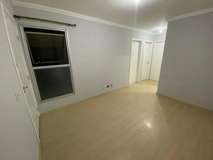 Foto 1 de Apartamento com 2 Quartos à venda, 42m² em Vila Indiana, Taboão da Serra