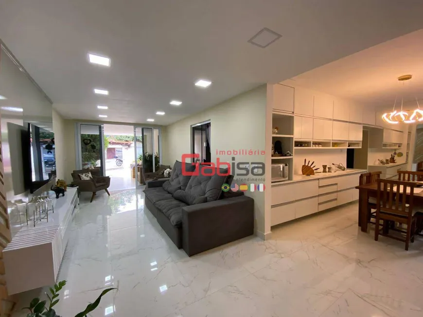 Foto 1 de Casa com 3 Quartos à venda, 452m² em Jardim Excelsior, Cabo Frio