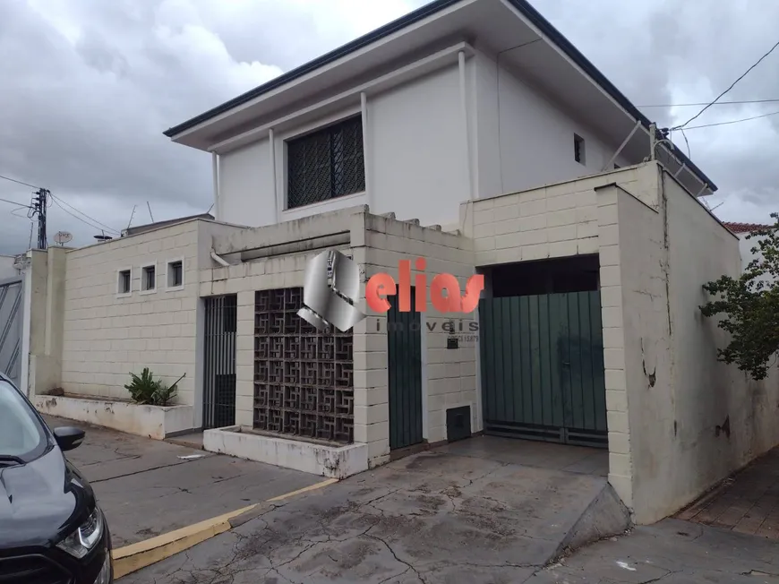 Foto 1 de Casa com 3 Quartos à venda, 280m² em Centro, Bauru