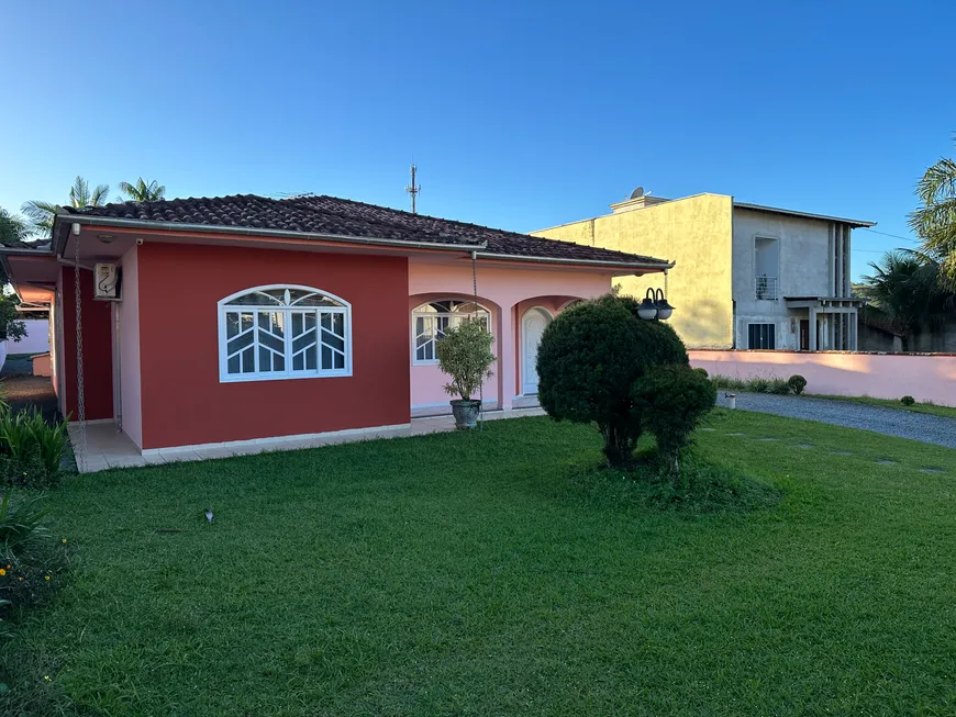 Foto 1 de Casa com 4 Quartos à venda, 277m² em Bom Retiro, Joinville
