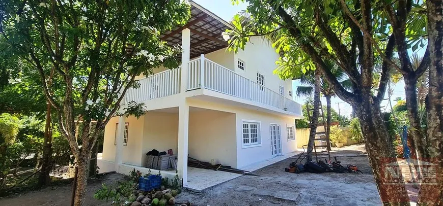 Foto 1 de Casa de Condomínio com 5 Quartos à venda, 240m² em Busca-Vida, Camaçari