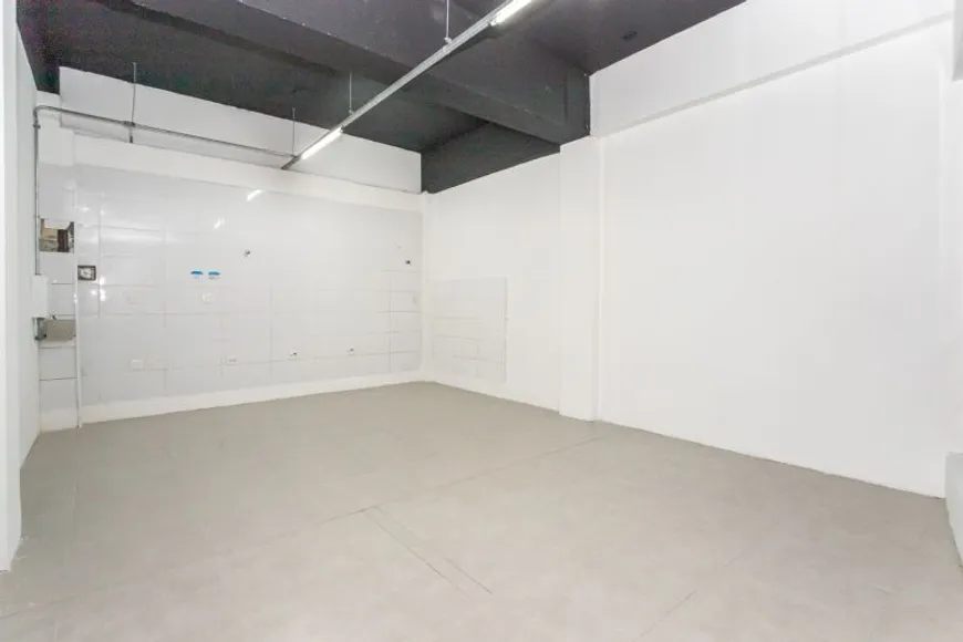 Foto 1 de Ponto Comercial para alugar, 43m² em Tristeza, Porto Alegre