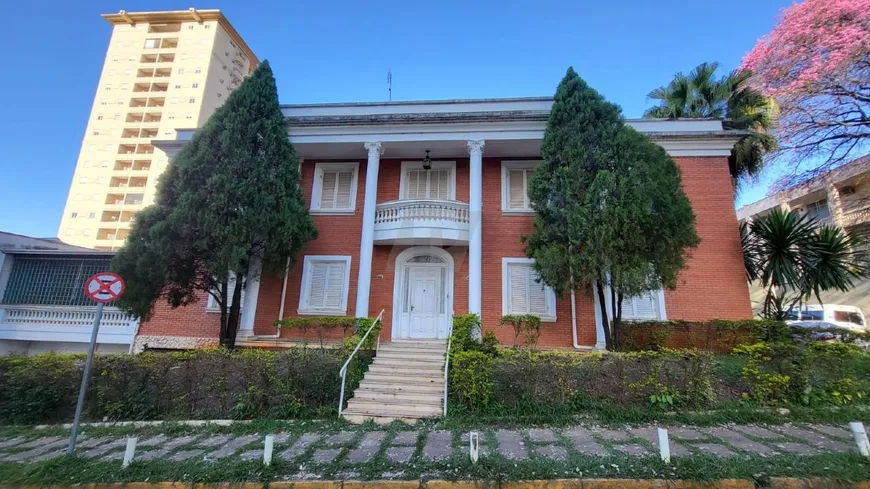 Foto 1 de Casa com 4 Quartos para alugar, 912m² em Centro, Piracicaba