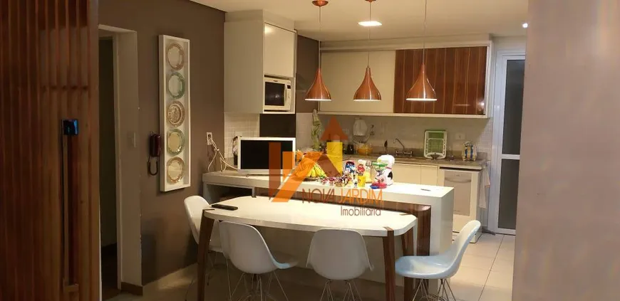 Foto 1 de Apartamento com 3 Quartos para venda ou aluguel, 165m² em Campestre, Santo André