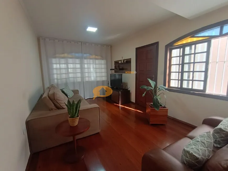 Foto 1 de Sobrado com 4 Quartos à venda, 125m² em Vila Liviero, São Paulo