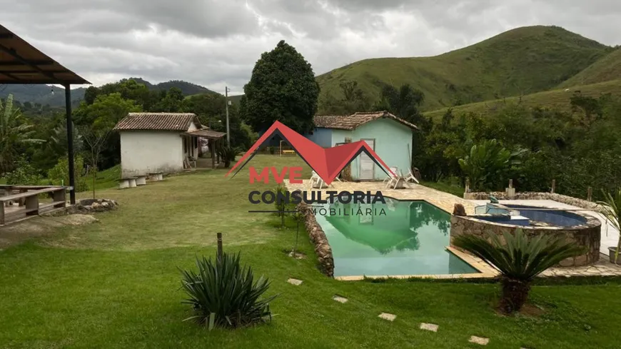 Foto 1 de Fazenda/Sítio com 1 Quarto para venda ou aluguel, 261360m² em Lages, Paracambi