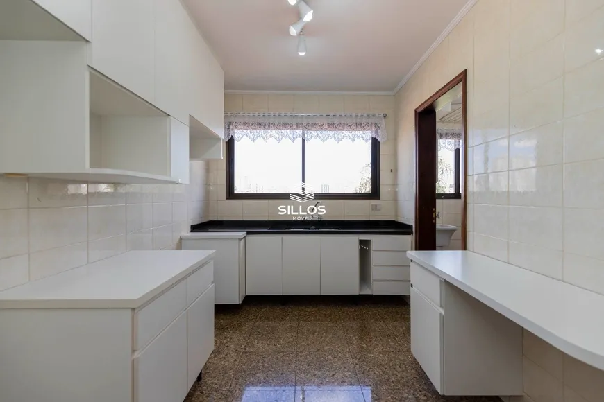 Foto 1 de Apartamento com 3 Quartos à venda, 134m² em Alto da Glória, Curitiba