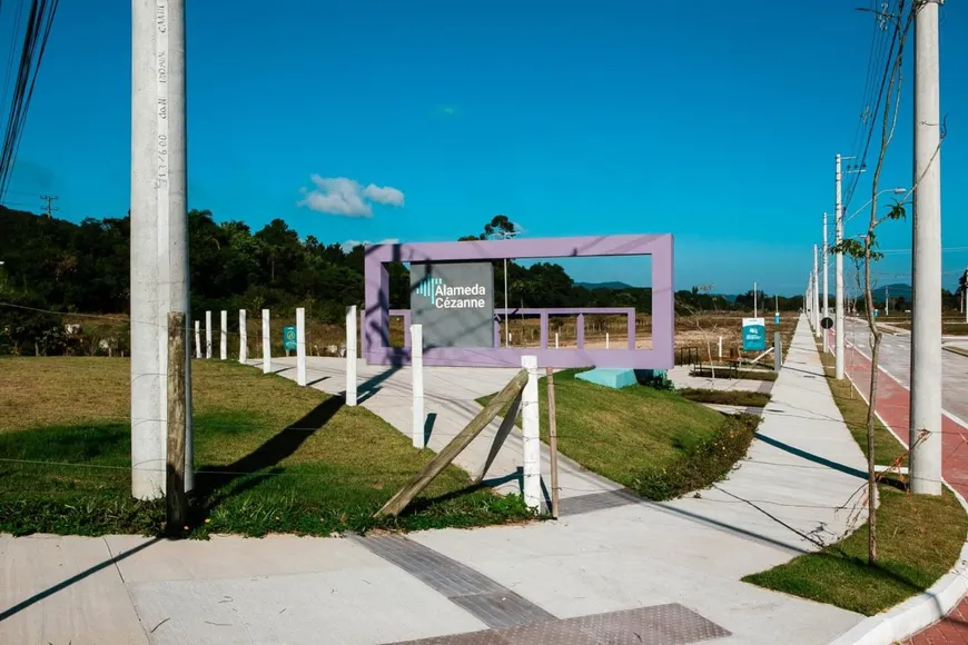 Foto 1 de Lote/Terreno com 1 Quarto à venda, 360m² em Vargem Pequena, Florianópolis