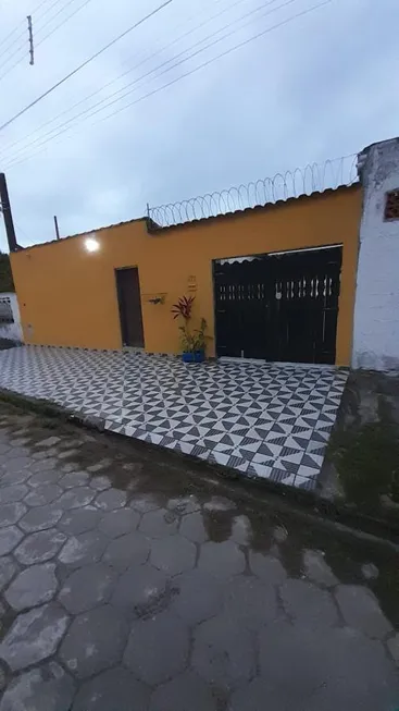 Foto 1 de Casa com 2 Quartos à venda, 153m² em Jardim Santana, Mongaguá