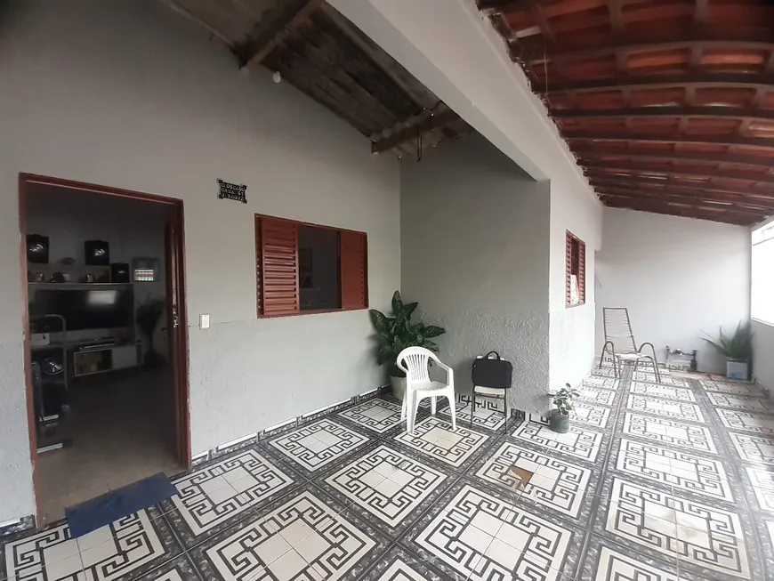 Foto 1 de Casa com 3 Quartos à venda, 128m² em Jardim Roriz, Brasília