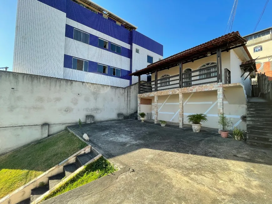 Foto 1 de Casa com 2 Quartos à venda, 110m² em Itaipu, Belo Horizonte