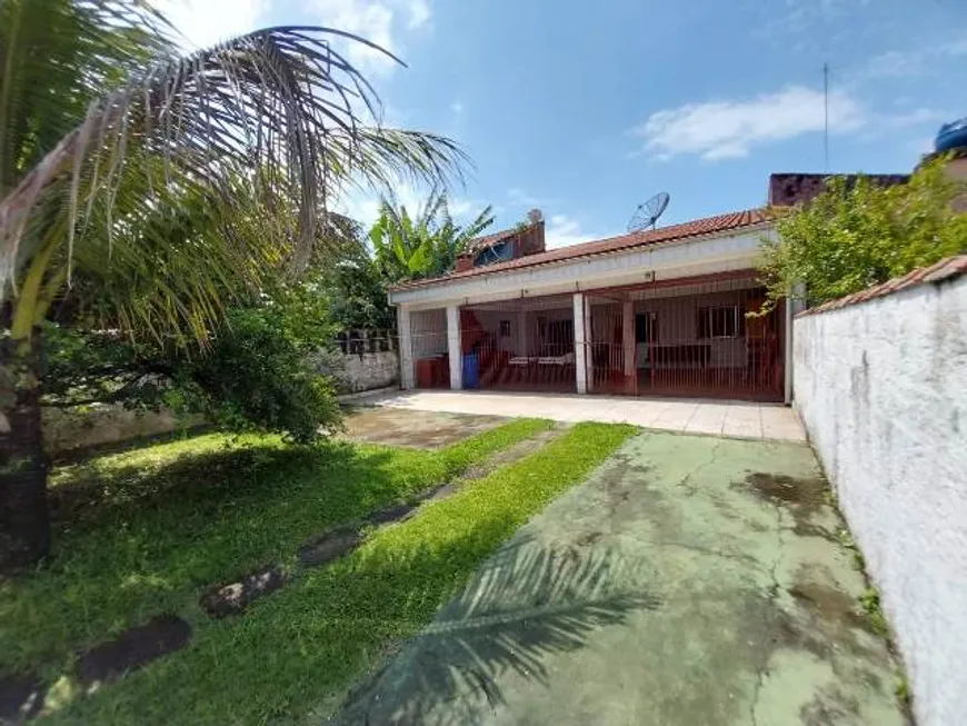 Foto 1 de Casa com 1 Quarto à venda, 160m² em Jardim Regina, Itanhaém