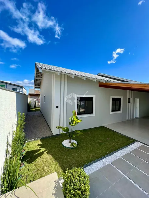 Foto 1 de Casa com 3 Quartos à venda, 165m² em Joáia, Tijucas