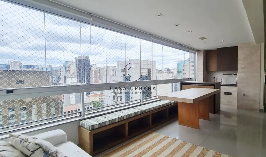 Foto 1 de Apartamento com 3 Quartos à venda, 146m² em Itaim Bibi, São Paulo