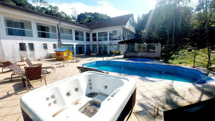 Foto 1 de Casa de Condomínio com 4 Quartos à venda, 600m² em Jardim Club de Campo, Santo André