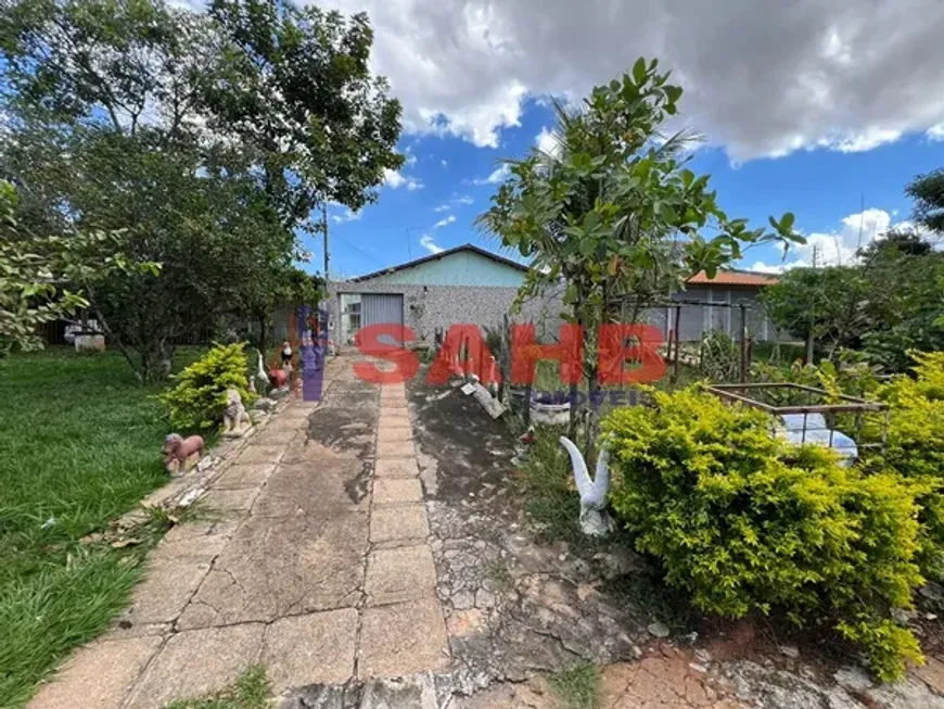 Foto 1 de Casa com 3 Quartos à venda, 172m² em Parque das Laranjeiras, Goiânia
