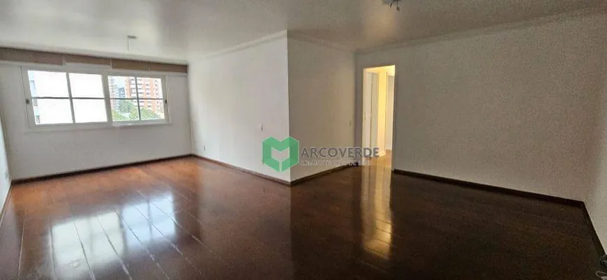 Foto 1 de Apartamento com 3 Quartos para alugar, 128m² em Cerqueira César, São Paulo