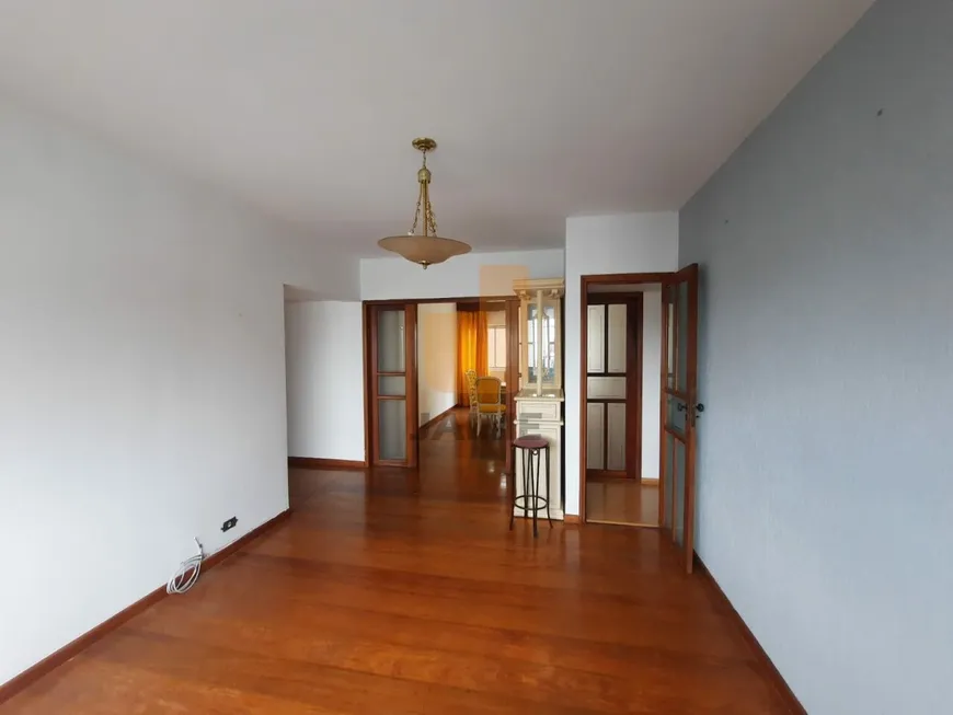 Foto 1 de Apartamento com 4 Quartos à venda, 160m² em Higienópolis, São Paulo