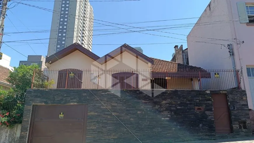 Foto 1 de Casa com 3 Quartos para alugar, 242m² em Centro, Caxias do Sul