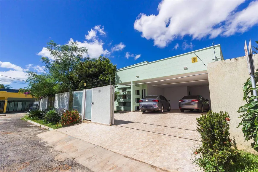 Foto 1 de Casa com 4 Quartos à venda, 300m² em Setor Habitacional Arniqueira, Brasília