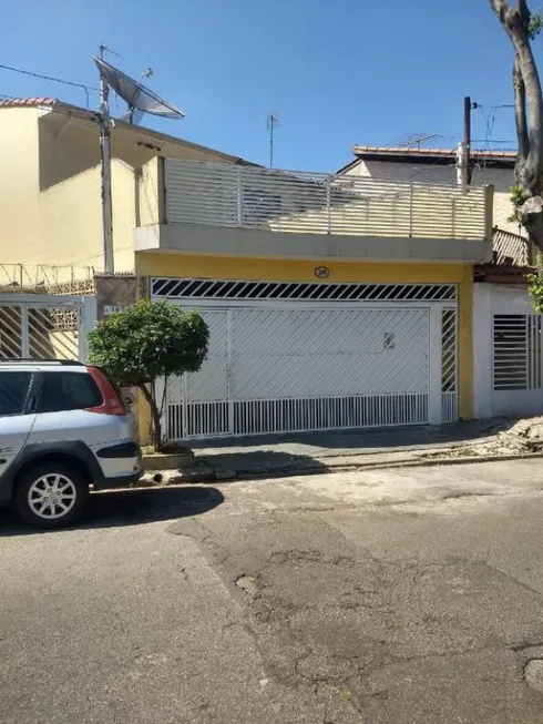 Foto 1 de Sobrado com 2 Quartos à venda, 155m² em Carandiru, São Paulo