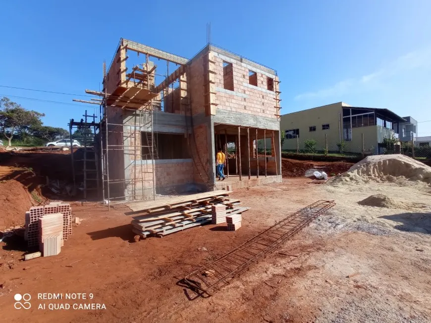 Foto 1 de Casa com 3 Quartos à venda, 230m² em Bom Jardim, Mário Campos