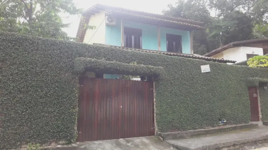 Foto 1 de Casa com 4 Quartos à venda, 190m² em Sapê, Niterói