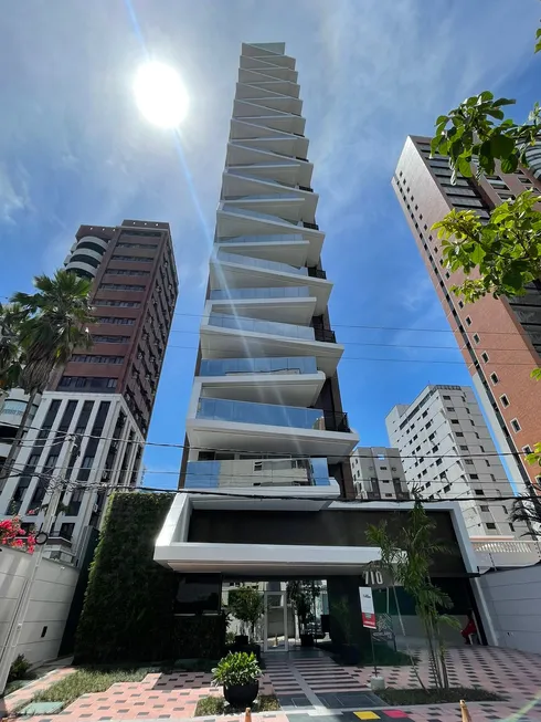 Foto 1 de Apartamento com 4 Quartos à venda, 209m² em Meireles, Fortaleza