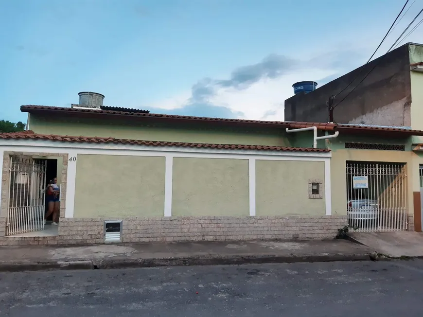 Foto 1 de Casa com 3 Quartos à venda, 160m² em Retiro, Volta Redonda