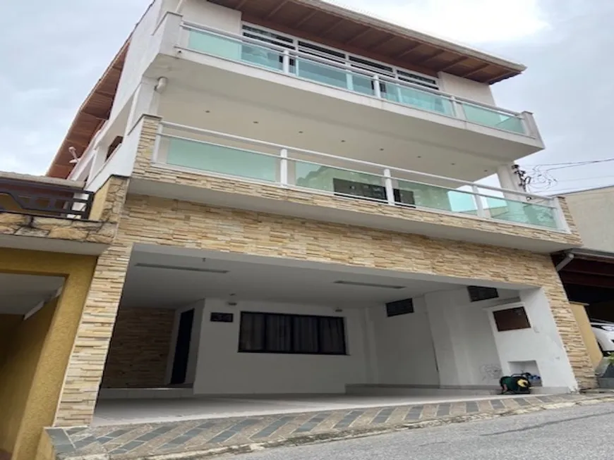 Foto 1 de Casa de Condomínio com 4 Quartos à venda, 264m² em Parque Erasmo Assuncao, Santo André